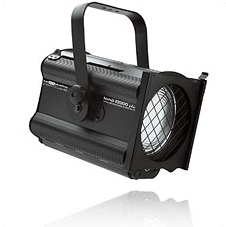 OCCASION 4x Scheinwerfer Fresnel 2kW inkl Flightcase (2 Case verf&uuml;gbar)